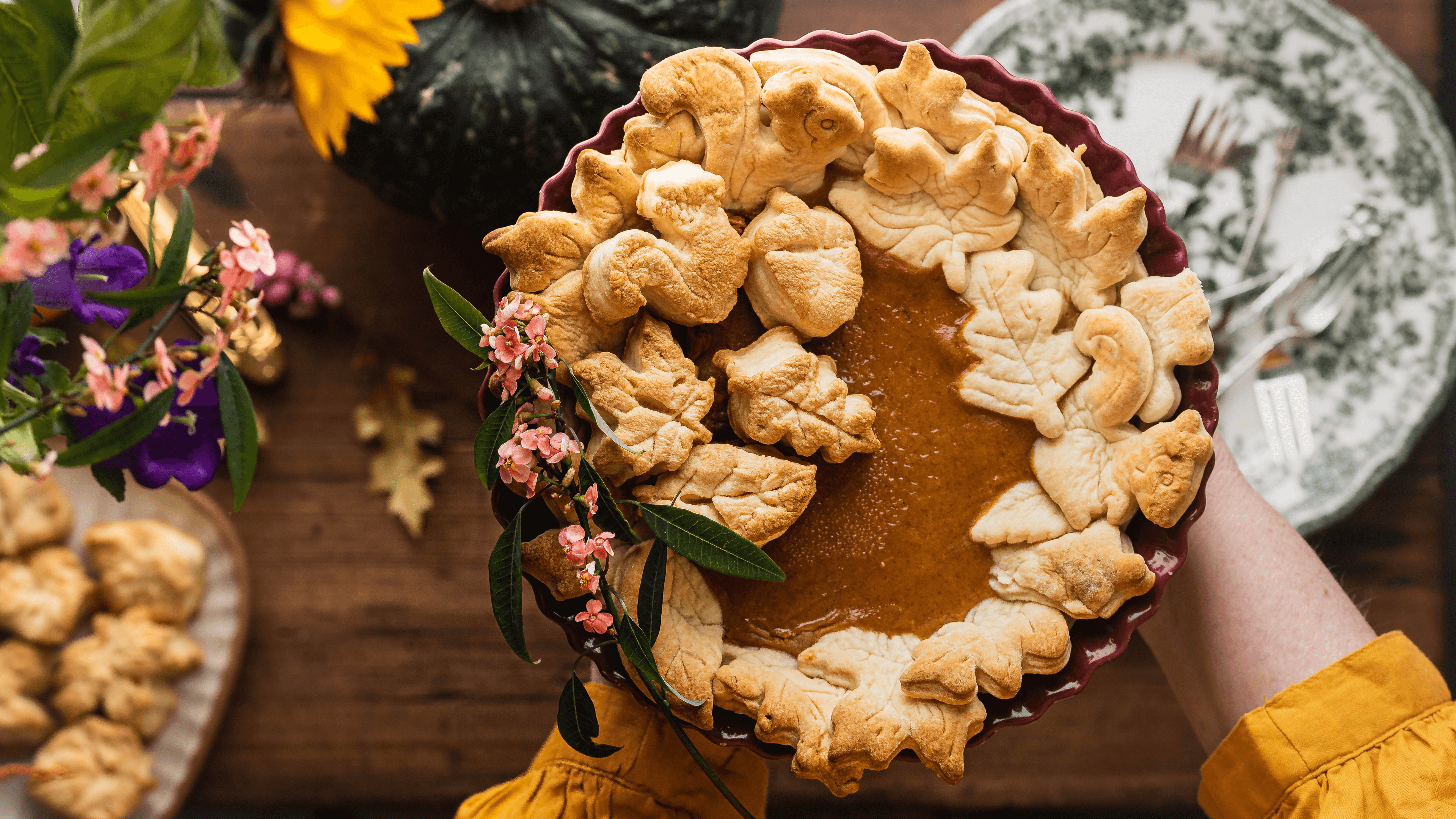 Une délicieuse Pumpkin pie qui sort du four.